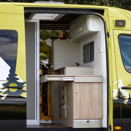 Camper On Road Tenerife キャンプ場 *